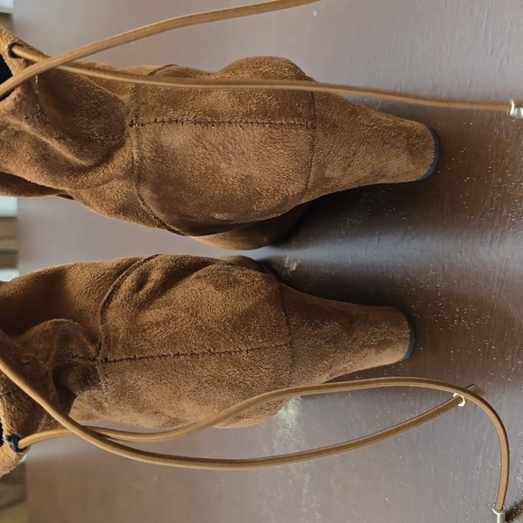 CHINESE LAUNDRY Suede Tan Ankle Boots women's 7 - Picture 3 of 5
